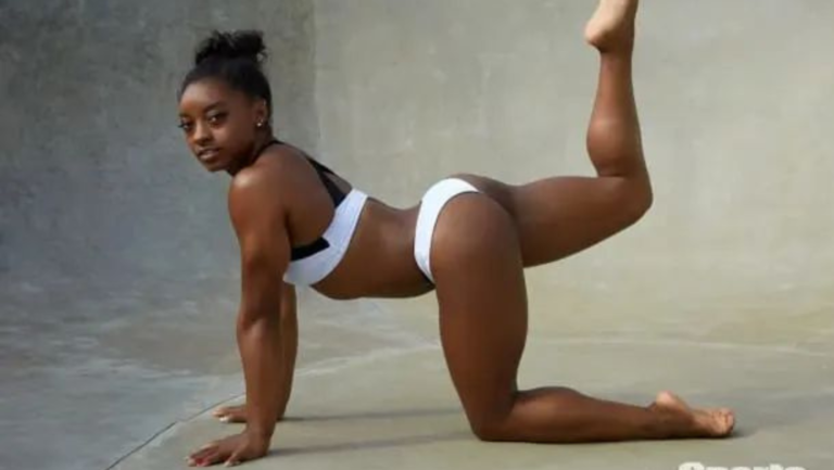 SIMONE BILES