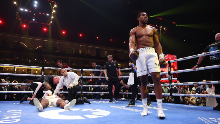 Francis Ngannou Anthony Joshua